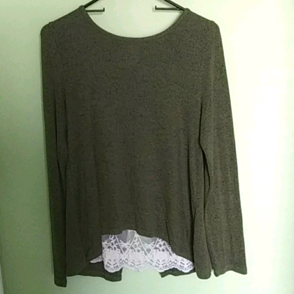 Long sleeve green blouse with sheer back